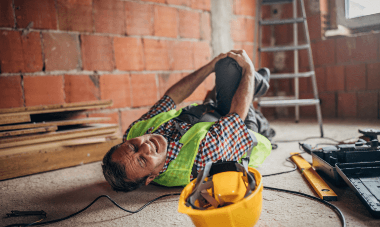 How a Personal Injury Lawyer Builds Your Case