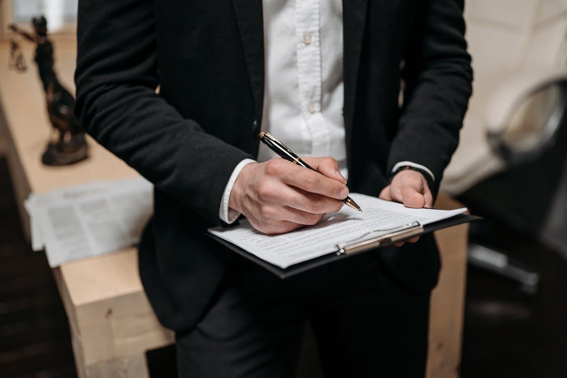 Types of Cases a Personal Injury Lawyer Handles